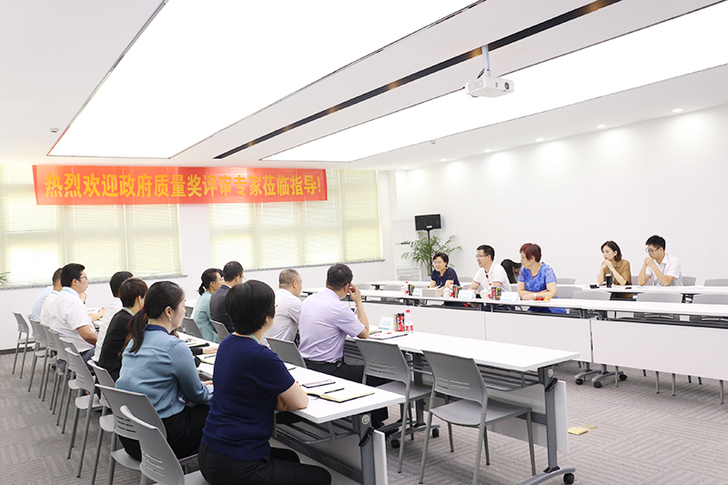 杭州遠(yuǎn)大生物制藥有限公司等杭州市三家企業(yè)榮膺“2018江干區(qū)政府質(zhì)量獎”殊榮，成為質(zhì)量管理先進(jìn)標(biāo)桿企業(yè)。
